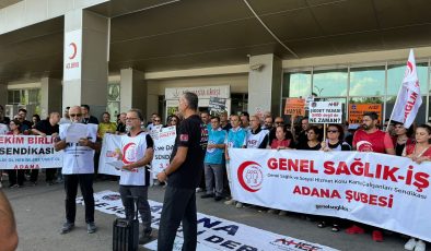 AİLE HEKİMLERİ ADANA’DA MESLEKTAŞLARINA ŞİDDETİ KINAMAK İÇİN TOPLANDI